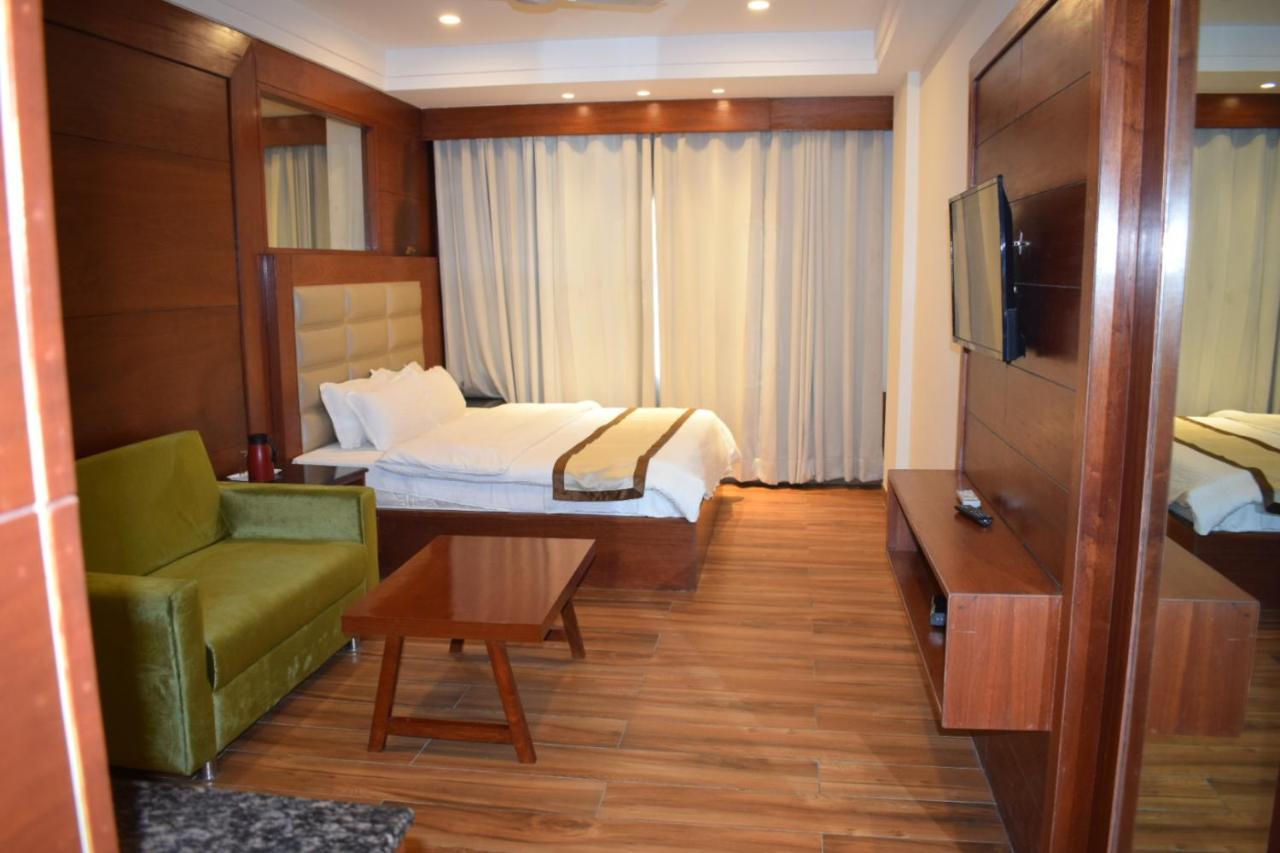 Hotel Ambica Katra Katra  Esterno foto
