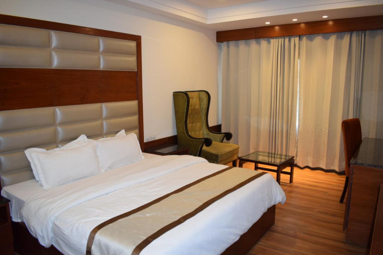 Hotel Ambica Katra Katra  Esterno foto