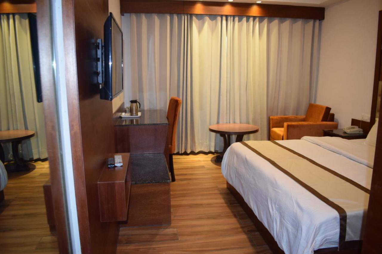 Hotel Ambica Katra Katra  Esterno foto
