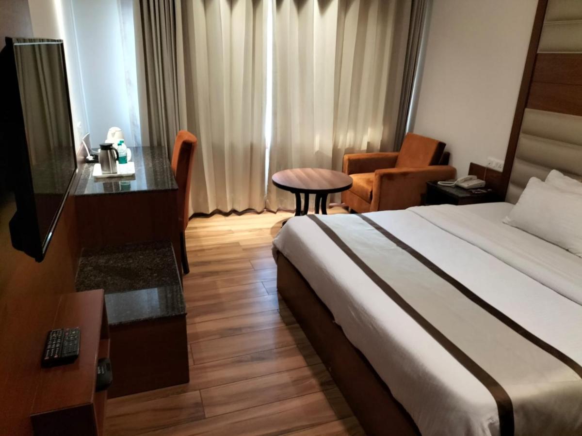 Hotel Ambica Katra Katra  Esterno foto