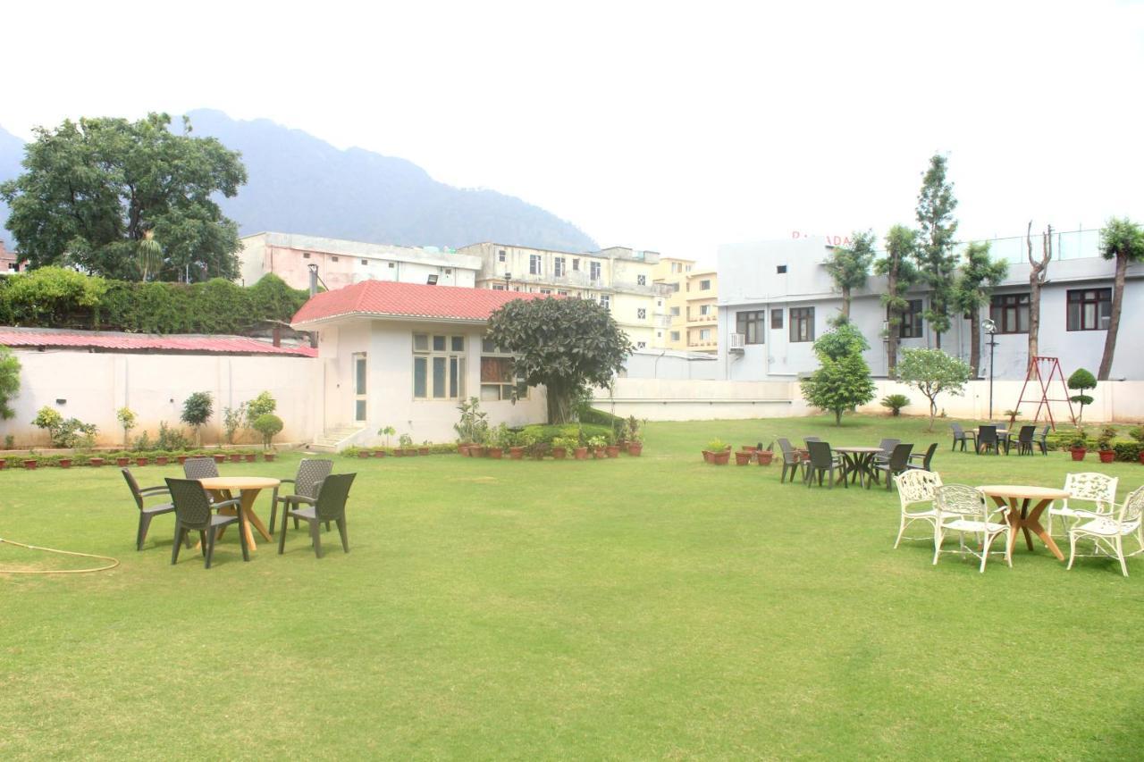 Hotel Ambica Katra Katra  Esterno foto