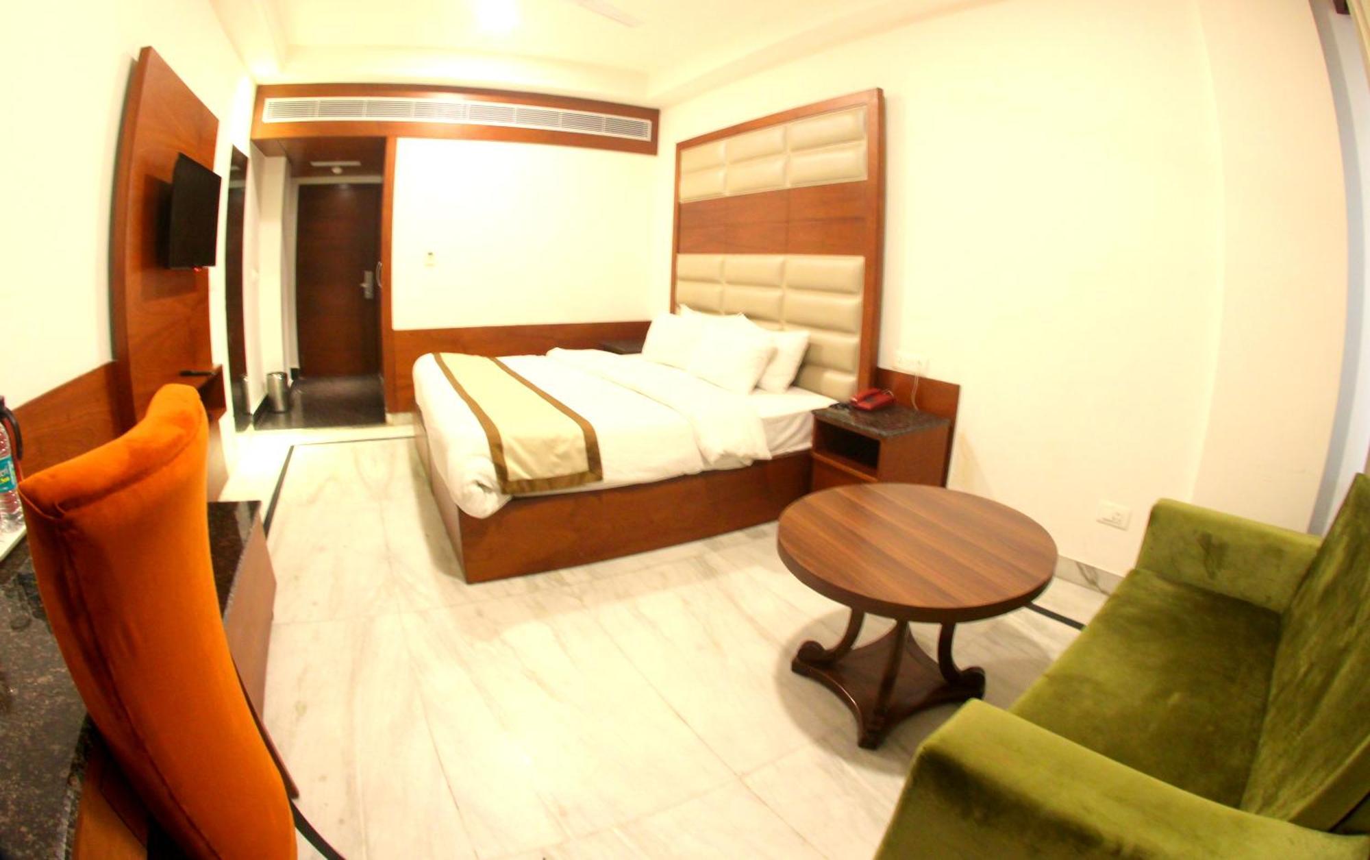 Hotel Ambica Katra Katra  Esterno foto