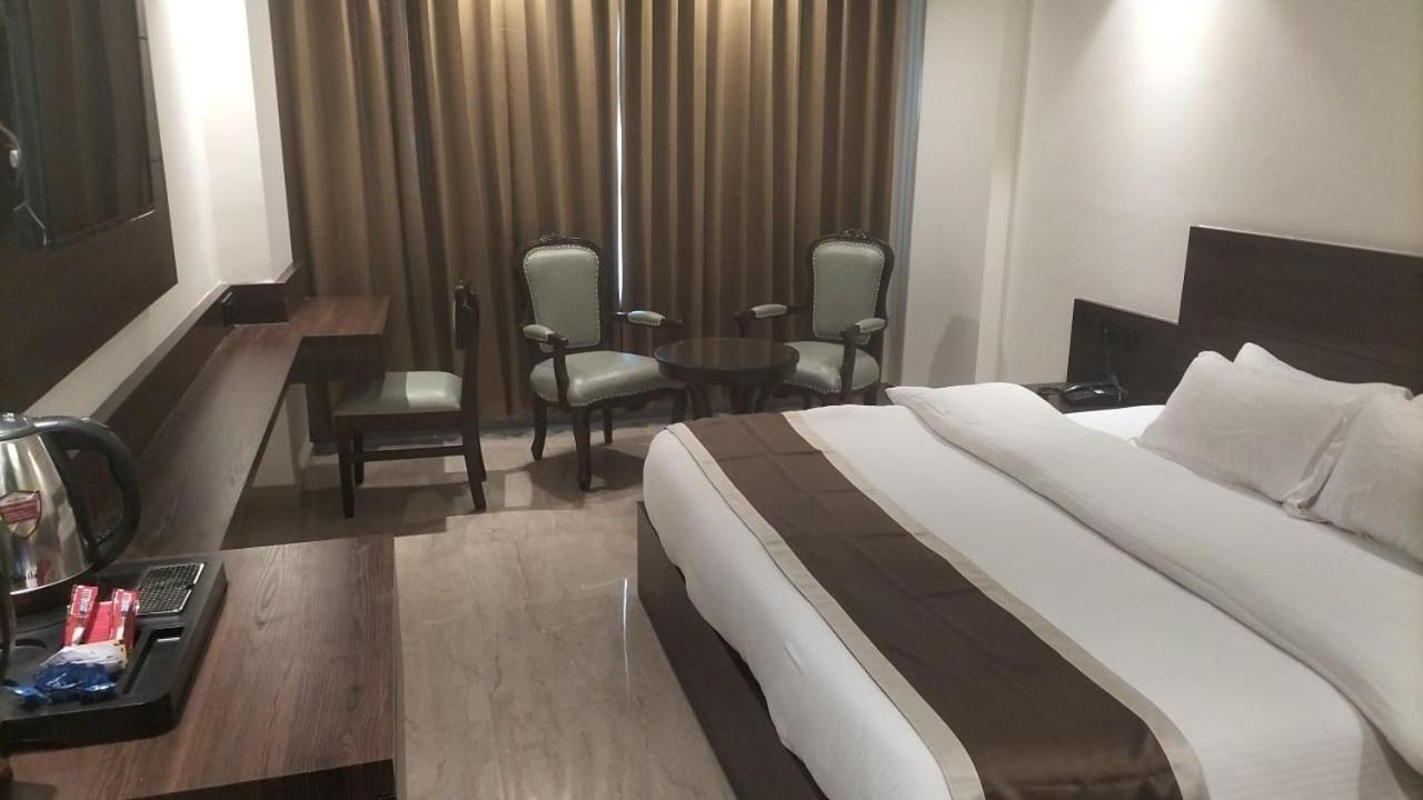 Hotel Ambica Katra Katra  Esterno foto