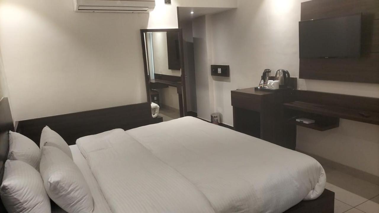 Hotel Ambica Katra Katra  Esterno foto