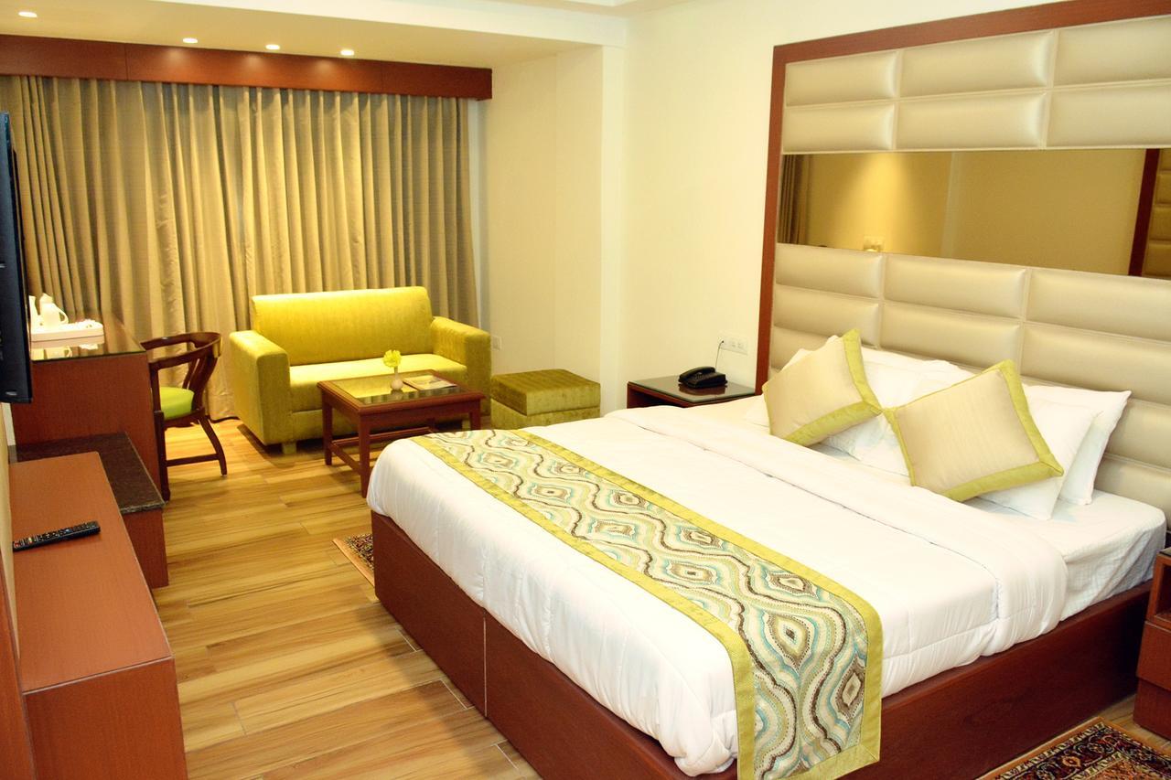 Hotel Ambica Katra Katra  Esterno foto